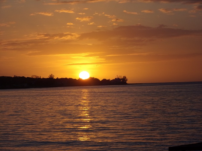 Name:  sunset.JPG
Views: 452
Size:  121.2 KB