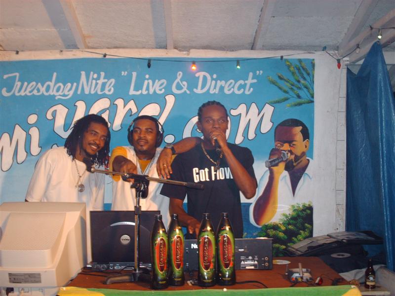 Name:  Mi Yard Fiyah Karie and 22Pac (Medium).jpg
Views: 314
Size:  79.1 KB