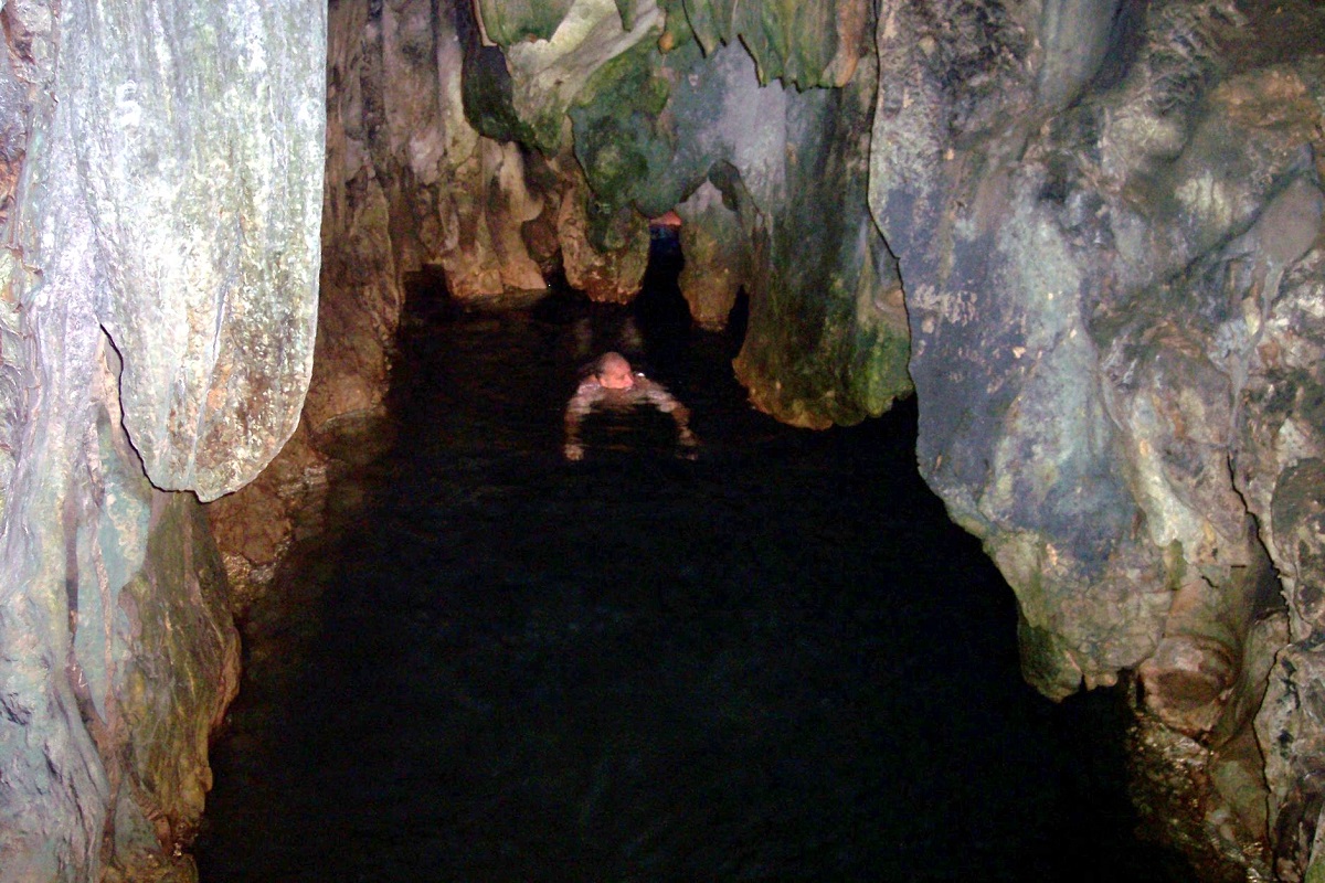 Name:  950 Inside RR Caves.JPG
Views: 738
Size:  360.2 KB