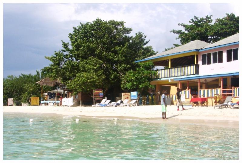 Name:  Day 3 after kuyaba boat.jpg
Views: 1113
Size:  74.3 KB