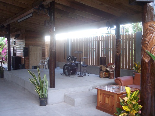 Name:  jamaica1 010.JPG
Views: 371
Size:  93.7 KB