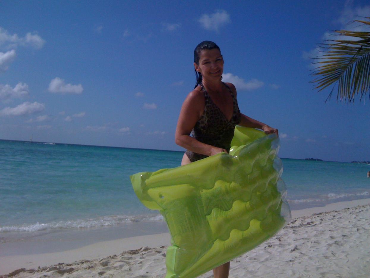 Name:  jamaica2011 379.jpg
Views: 393
Size:  90.3 KB
