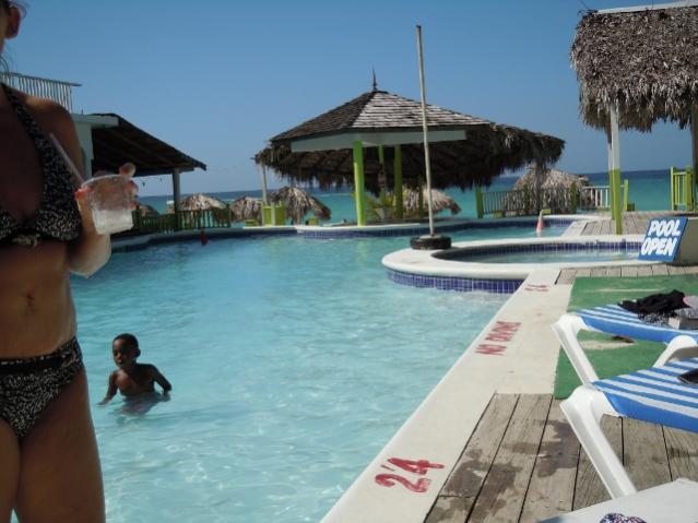 Name:  DSCN3196 (640x480).jpg
Views: 705
Size:  44.0 KB