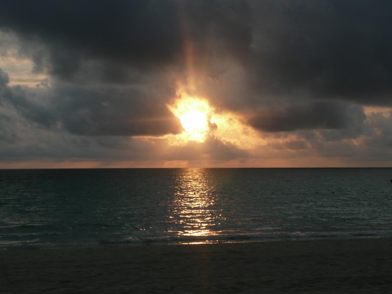 Name:  010.jpg
Views: 834
Size:  81.4 KB