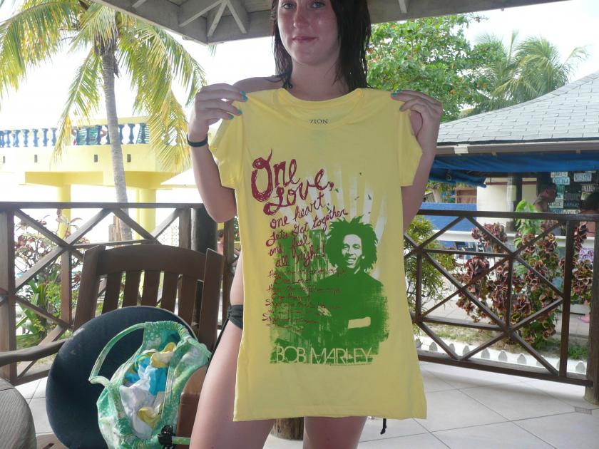 Name:  jamaica 2009 me and nicole 273.jpg
Views: 658
Size:  96.7 KB