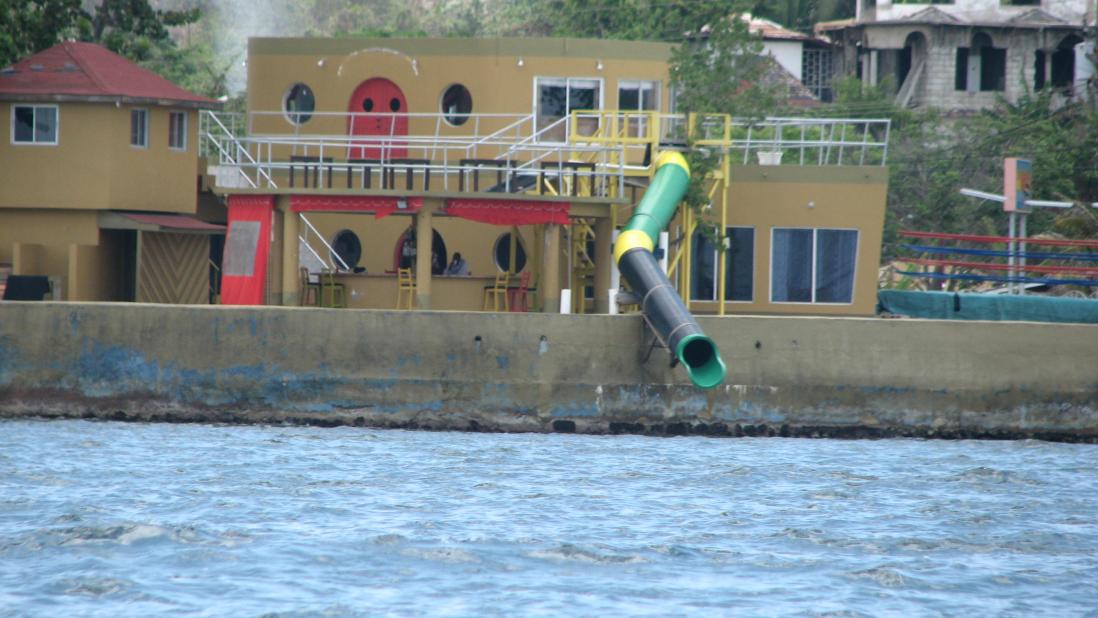 Name:  jamaica 2009 me and nicole 569.jpg
Views: 208
Size:  98.4 KB