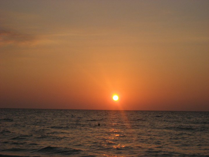 Name:  Sunset March 2011.jpg
Views: 180
Size:  43.0 KB