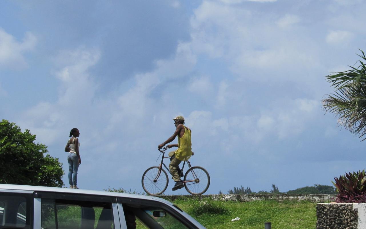 Name: guy on bike.jpg
Views: 1078
Size: 89.8 KB