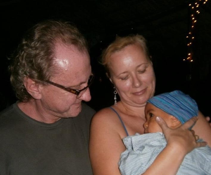 Name: 2011-RobLisaAlex.jpg
Views: 365
Size: 35.0 KB