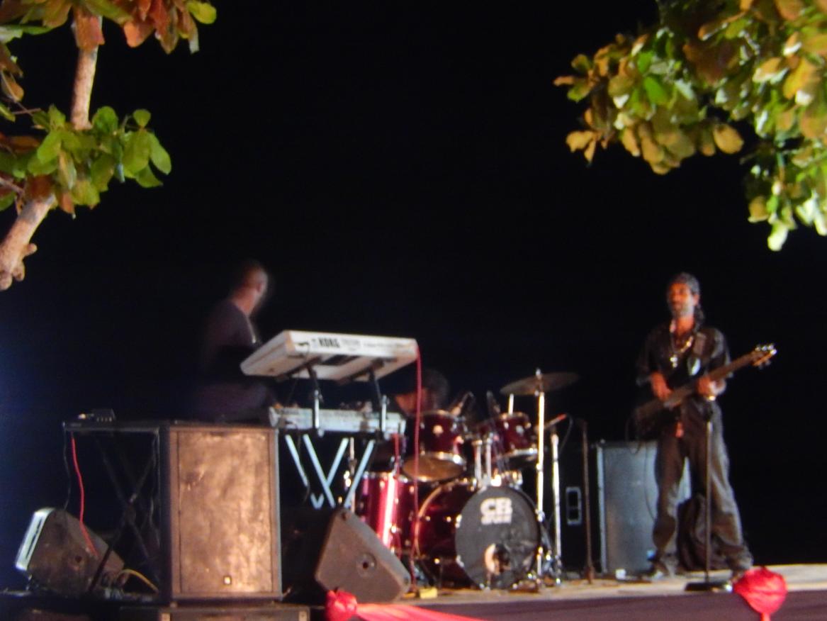 Name: DSCN0965.jpg
Views: 844
Size: 81.8 KB