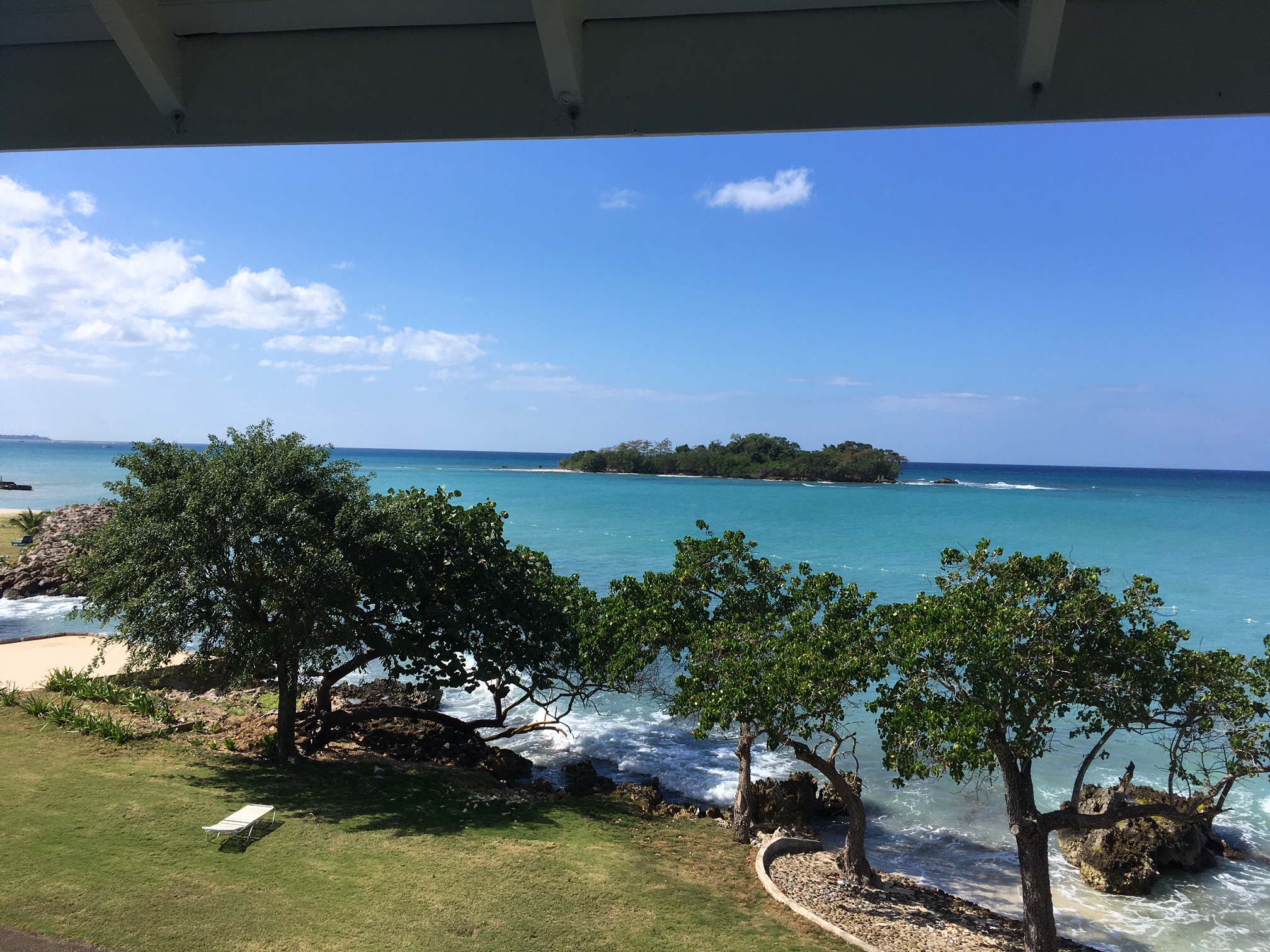 Name: Empty Booby Cay.JPG
Views: 3408
Size: 1.22 MB