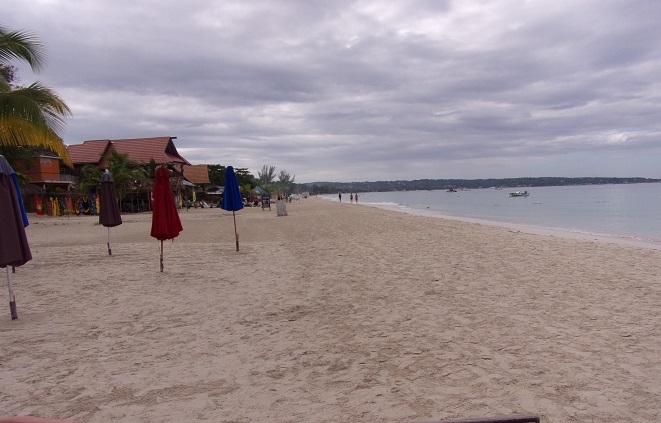 Name: beach.jpg
Views: 1340
Size: 113.0 KB