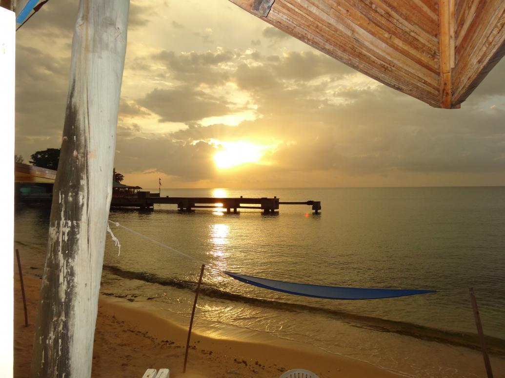 Name: Canoe Sunset.jpg
Views: 551
Size: 91.4 KB