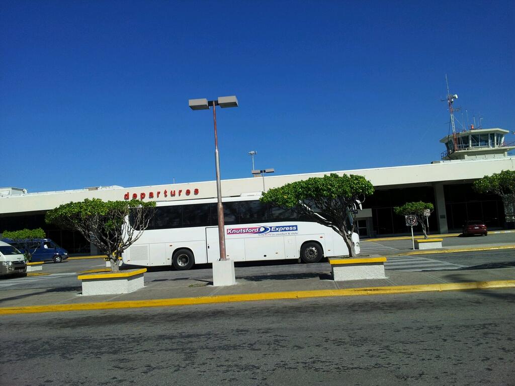 Name: KNUTSFORD EXPRESS DROP OFF AT SANGSTERS.jpg
Views: 2059
Size: 94.7 KB