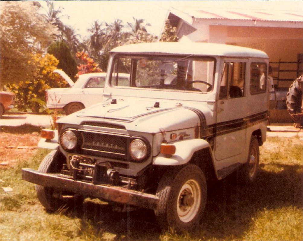 Name:  Land cruiser and Peugeot.jpg
Views: 5985
Size:  167.4 KB