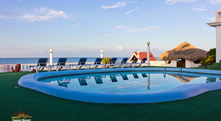 Name:  Sunset Resort.jpg
Views: 636
Size:  36.3 KB
