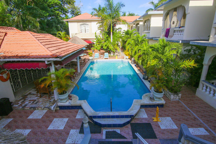 Rayon Hotel in Negril Jamaica