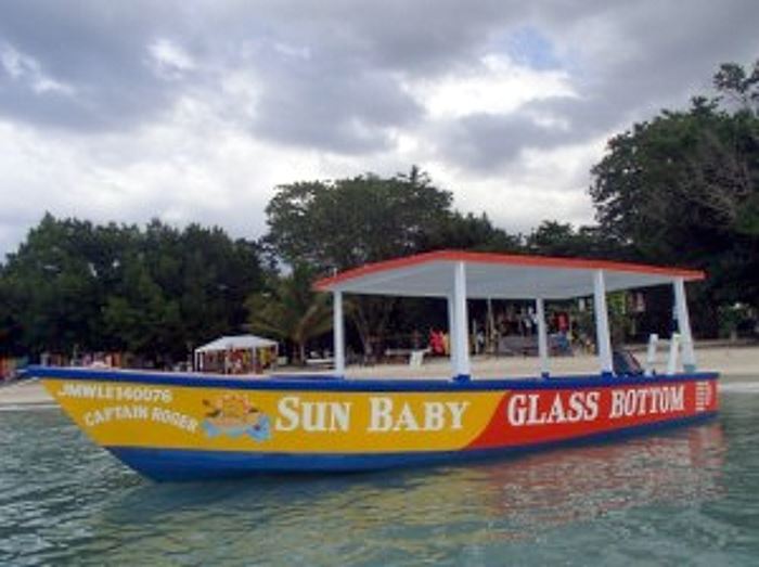 Sun Baby Boat in Negril Jamaica
